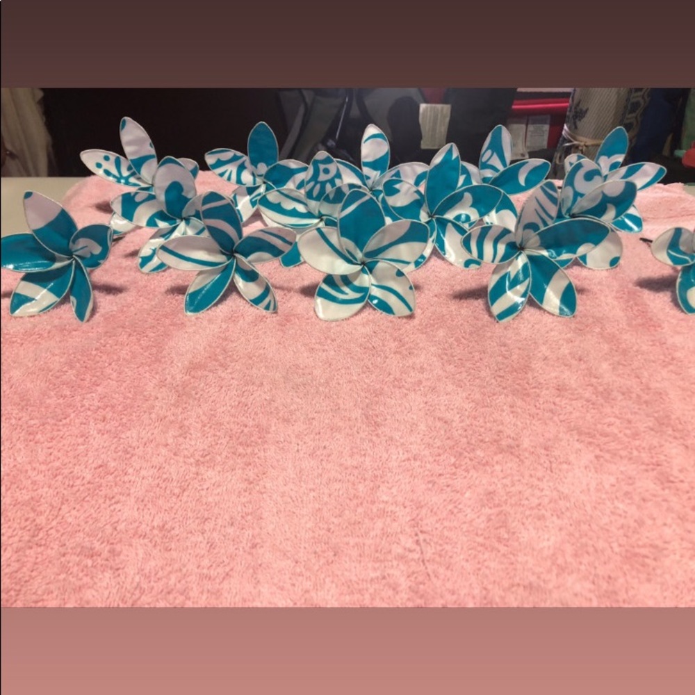 Homemade Flowers. - Picture 2 of 16